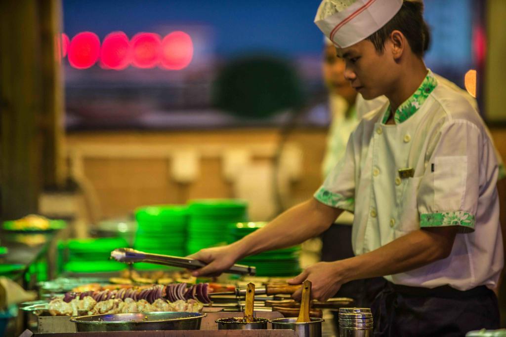 Pearl River Garden Hotel Sanya Buitenkant foto