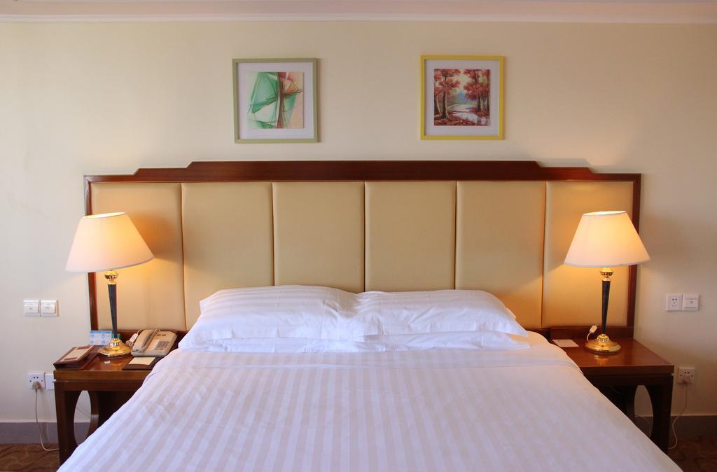 Pearl River Garden Hotel Sanya Kamer foto