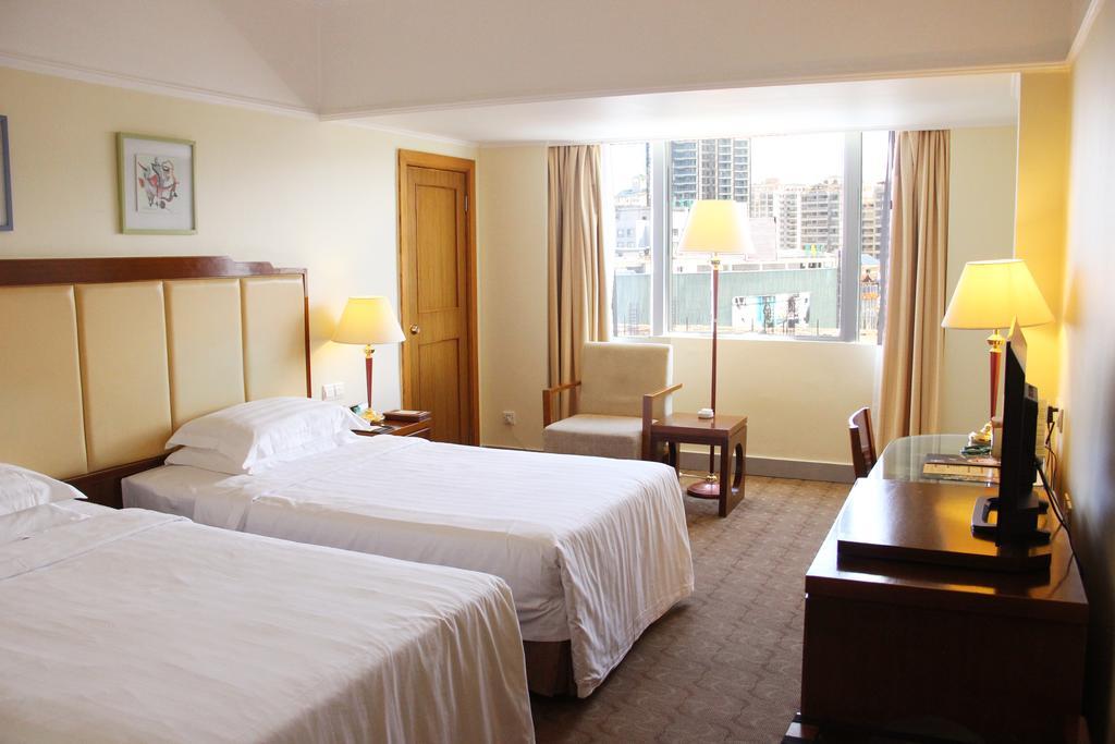 Pearl River Garden Hotel Sanya Buitenkant foto